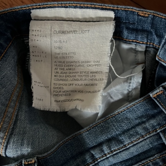 Current Elliott "The Stiletto Townsend Destroy" Blue Jeans / 26 - Picture 5 of 5